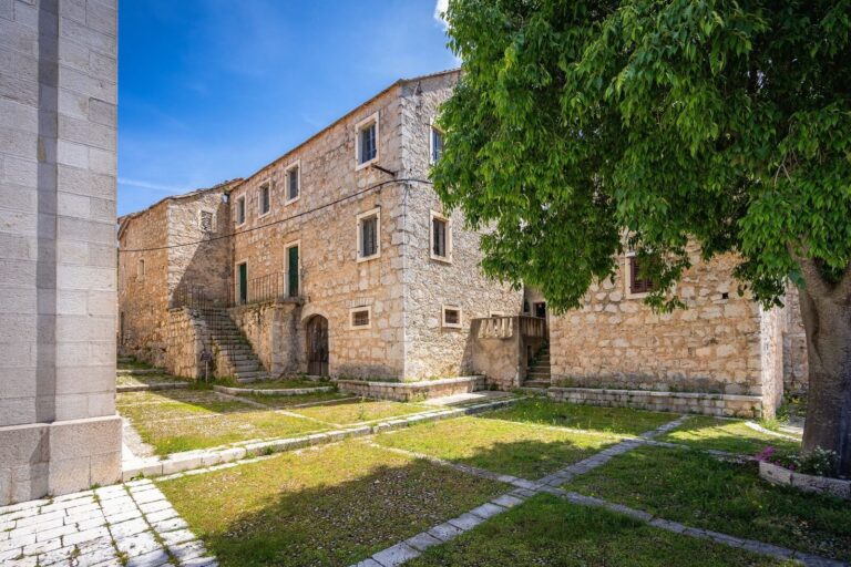 Hvar (28 of 98)_1920x1280_1600x1067